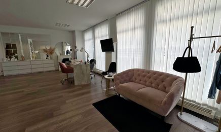 Peach B-Room (Your Beauty Room): Kosmetikstudio in Aalen
