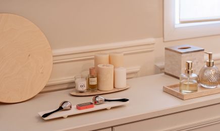 Margaux Latimier Facialiste - Drainage Renata França Massage  : Institut de beauté à Paris