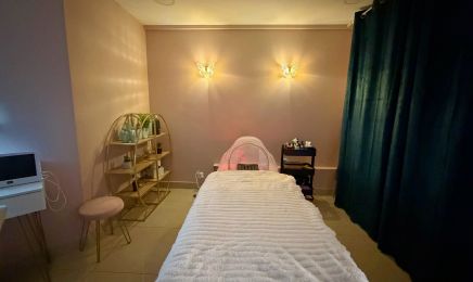 ALEJANDRA G BEAUTY EXPERT : Coiffeur à Suresnes