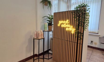 F Beauty  : Manucure à Mons