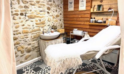 Anhela - prothésiste ongulaire : Institut de beauté à Le Plan