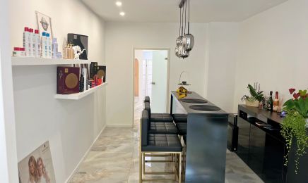 DA Blondtourage: Friseur in Bergheim