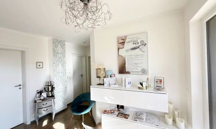 Kosmetikstudio Schirmitz/Weiden in der Oberpfalz Derma Aesthetic Cosmetic: Kosmetikstudio in Schirmitz