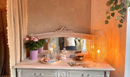 Om Jaÿa : Institut de beauté à Hannut