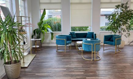 Friseur Daroliya Kosmetik: Kosmetikstudio in Gilching