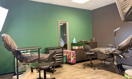 Sejos Tattoo & Piercing Studio Aalen: Tattoo-Künstler in Aalen