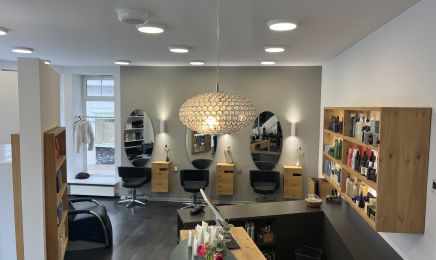 Domenica Krummrein Friseure: Friseur in Pfullingen