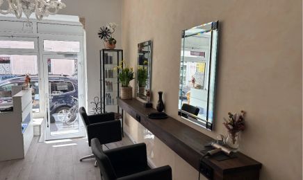 Friseursalon Merisa: Friseur in München