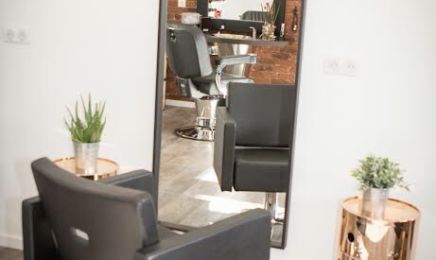 Le Salon By Claire  : Coiffeur à Still