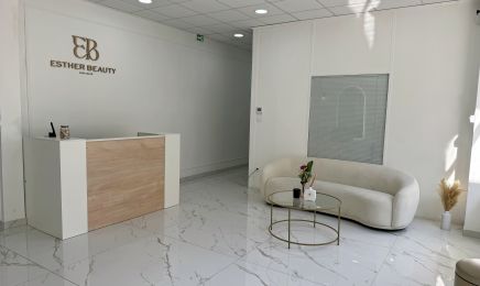 ESTHER BEAUTY : Coiffeur à Lyon