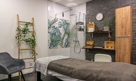  Les Fées Coiffées Beauté Bad boys : Coiffeur à Saint-Marcel-lès-Valence