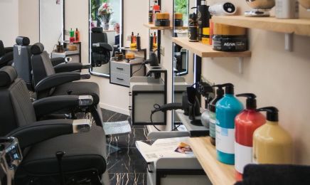 Descartes Coiffure : Manucure à Champs-sur-Marne