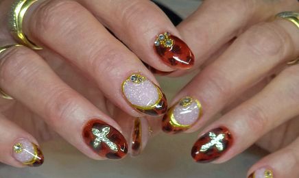 Mini Pink Nails : Manucure à Cherré-Au