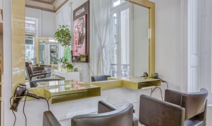 le salon : Manucure à Chamonix-Mont-Blanc