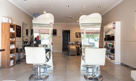 Gomina Diffusion Coiffure - Trans-en-Provence  : Coiffeur à Trans-en-Provence