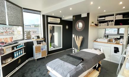 Le 6 Institut - Radisson : Manucure à Clermont-Ferrand