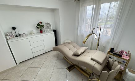 Yass Beauty : Institut de beauté à Les Fins