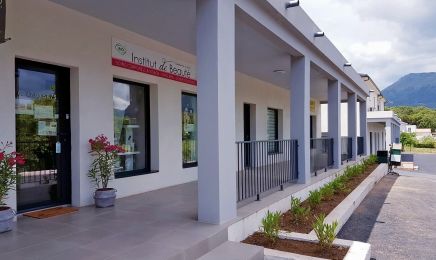 Institut Jolie Jolie : Institut de beauté à Cervione
