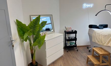 Atelier by P/ Maison Alicia : Manucure à Miribel