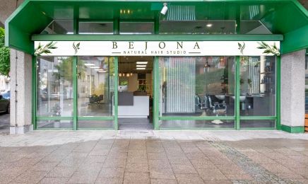 Bejona Natural Hair Studio - Friseur München Pasing - Locken & Balayage: Kosmetikstudio in München