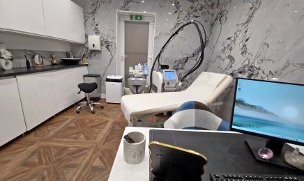 Centre NEPHRA Laser and Beauty - Epilation définitive,Laser Médical Clarity 2 - Infirmière : Institut de beauté à Saint-Denis