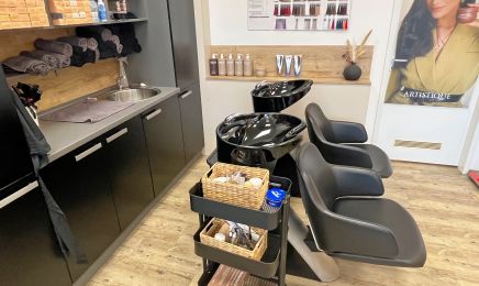 Lena‘s Haarstube: Friseur in Freystadt