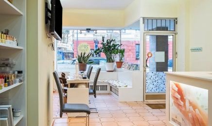 92 Beauty Nails: Kosmetikstudio in München
