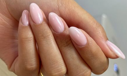 Billie Nails : Manucure à Mimet