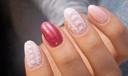 Des cils aux bouts des ongles  : Manucure à TOULOUGES