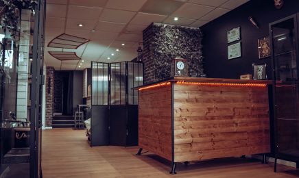 La Perle Noire - Body Piercing Tattoo  : Coiffeur à Altkirch