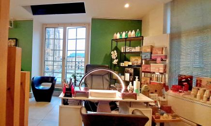 Luna Nail - Salon Design Room : Manucure à Metz