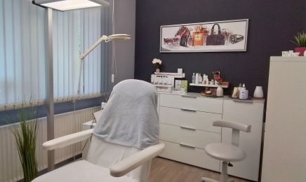 Sabrina Schubert Schönheitsinstitut: Kosmetikstudio in Rödental