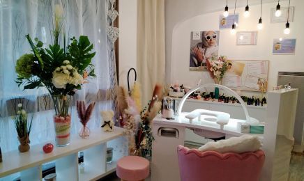 Douce Élégance Institut de Beauté : Institut de beauté à L'Argentière-la-Bessée