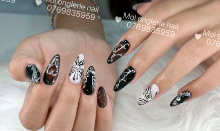 MOI Ongles & Head Spa & Cils : Coiffeur à Vitrolles