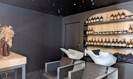 Le lieu . Maison capillaire (Aquaz) : Coiffeur à Venansault