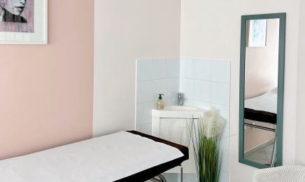 Cils et beauté By Oko  : Manucure à Cenon