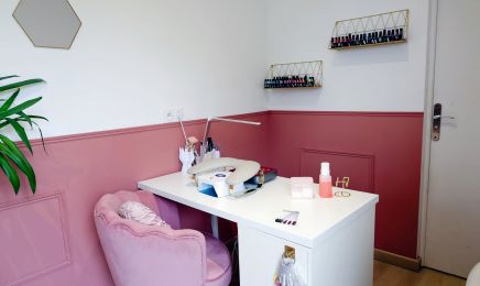 Belle chez Flo : Institut de beauté à Gratens