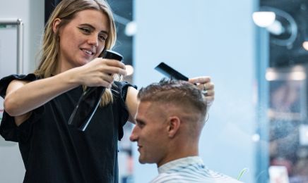 LES HOMMES ONT LA CLASSE - Tarbes LECLERC : Barbier à Ibos 