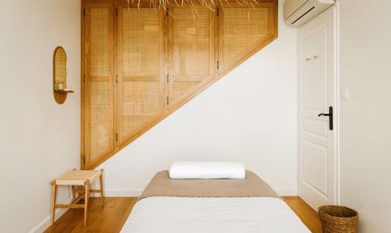 Maison Louise : Institut de beauté à Sathonay-Camp