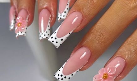 Kromatik Nails - Salon de beauté  : Manucure à Avignon
