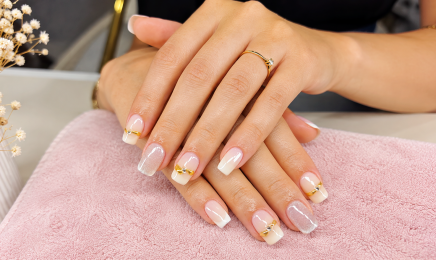 Robi Nails Art  : Manucure à Saint-Raphaël