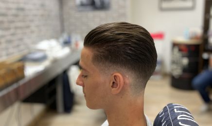 Masculin Coiffeur Barbier  : Institut de beauté à Marseille
