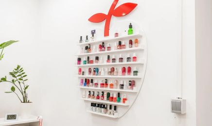 Mom‘s Nails: Nagelstudio in Hamburg