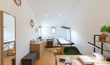 M & VOUS  : Institut de beauté à Rochefort-du-Gard