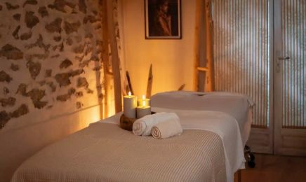 A fleur de mains massages bien-être  : Institut de beauté à Boutigny