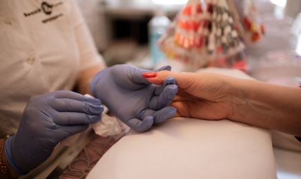 Beauté et Look « Le Bar à Ongles » : Manucure à Grenoble