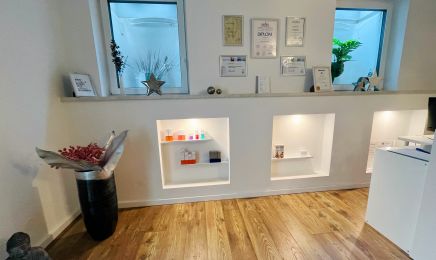 Tinas‘s Kosmetik: Kosmetikstudio in Düsseldorf