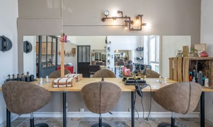 Sarah Nury  : Coiffeur à Chantemerle-les-Blés