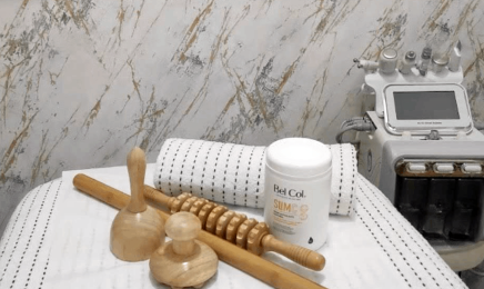 ESSENCE BEAUTY : Manucure à Paris