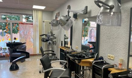 Ihr Friseur Simone Wolf: Friseur in Bernburg (Saale)